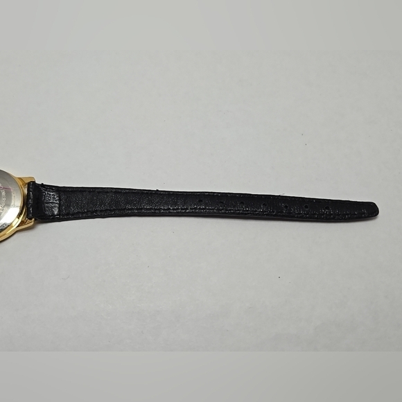 Regina Dominican High School Gold Tone Watch Image Watches New Battery Regina Dominican High School Gold Tone Watch Image Watches  main image 3